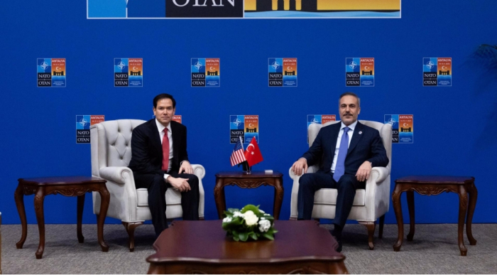 Hakan Fidan ABŞ dövlət katibi ilə görüşüb
Hakan Fidan ABŞ dövlət katibi ilə görüşüb