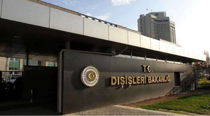 Türkiyə Hindistanla Pakistan arasında atəşkəs qərarını alqışlayıb
Türkiyə Hindistanla Pakistan arasında atəşkəs qərarını alqışlayıb