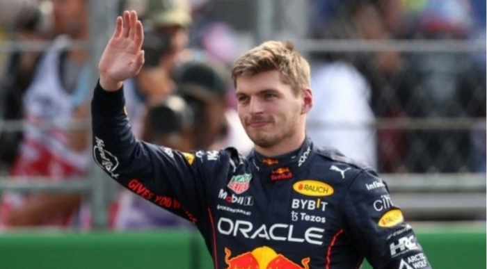 Maks Ferstappen “Formula 1” üzrə İtaliya Qran-prisinin qalibi olub
Maks Ferstappen “Formula 1” üzrə İtaliya Qran-prisinin qalibi olub