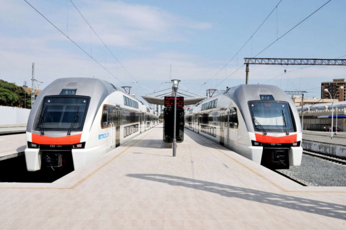 Bakı-Sumqayıt qatarlarının Qələbə Günündə qrafiki açıqlanıb
Bakı-Sumqayıt qatarlarının Qələbə Günündə qrafiki açıqlanıb