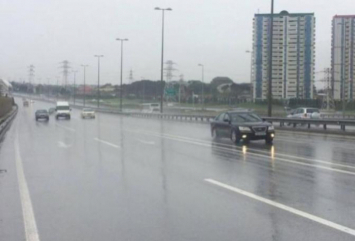 Zığ dairəsi-Hava Limanı yolunda sürət həddi aşağı salınıb
Zığ dairəsi-Hava Limanı yolunda sürət həddi aşağı salınıb