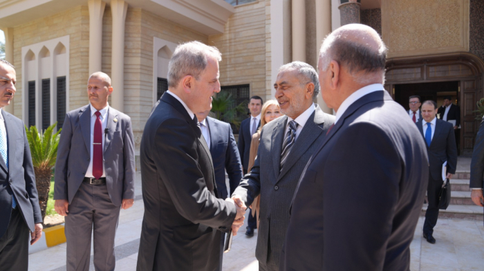  El Presidente del Consejo de Representantes iraquí fue informado en materia de desminado y los esfuerzos de paz de Azerbaiyán 