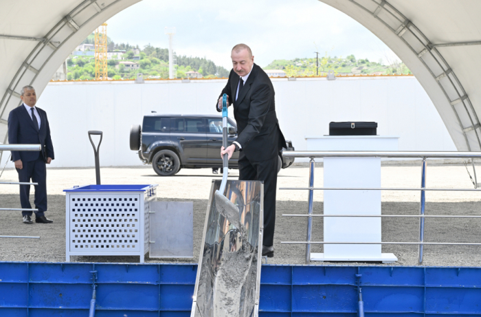Pose de la première pierre du quatrième complexe résidentiel à Choucha