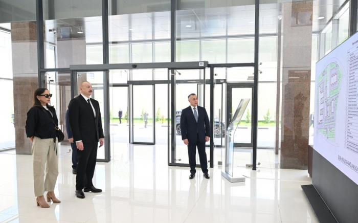  Ilham Aliyev und Mehriban Aliyeva nahmen an der Eröffnung des Schuscha-Behandlungs- und Gesundheitszentrums teil 