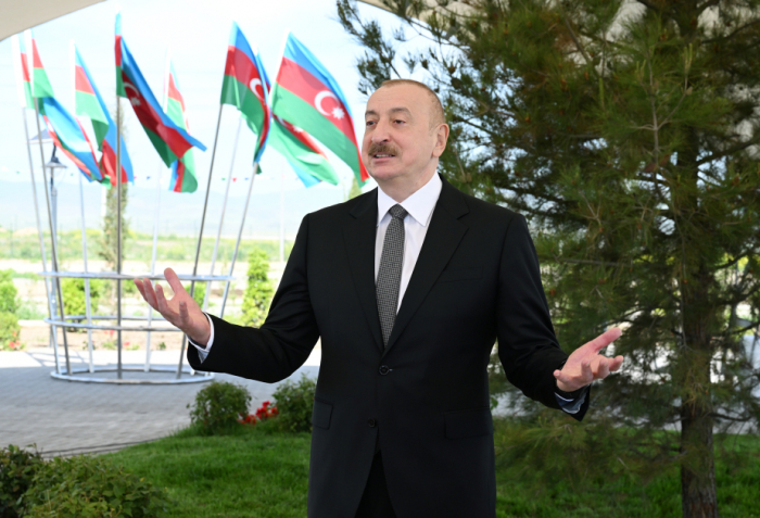 İlham Əliyev Ağdamda: Bu torpaqların sahibi həmişə biz olmuşuq İlham Əliyev Ağdamda: Bu torpaqların sahibi həmişə biz olmuşuq
