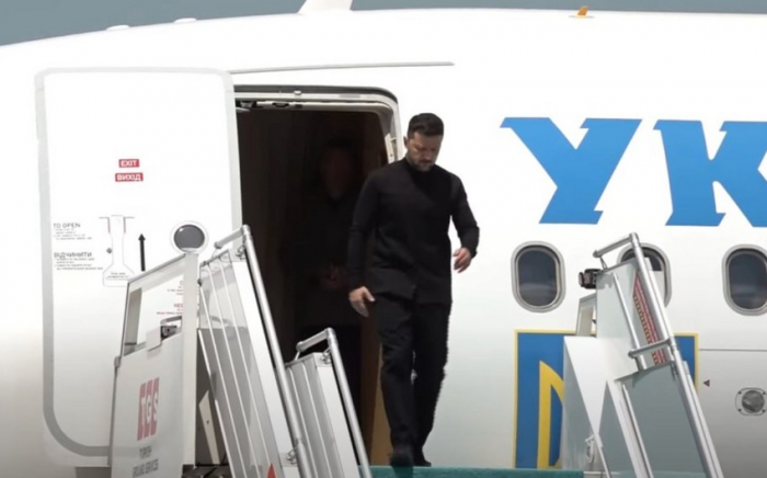   Selenskyjs Flugzeug landet in Ankara  