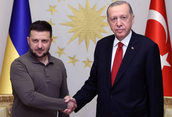 Ərdoğan Zelenski ilə görüşüb Ərdoğan Zelenski ilə görüşüb