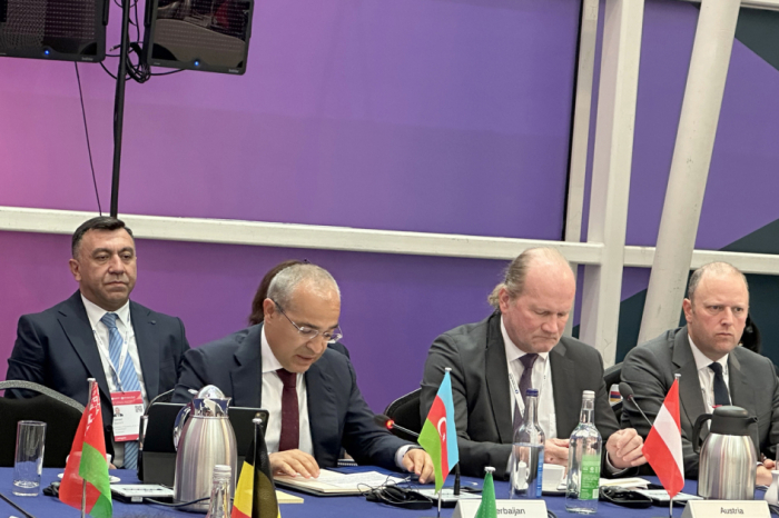 Azerbaijan`s Economy Minister attends sessions and meeting held as part of EBRD Annual Meeting