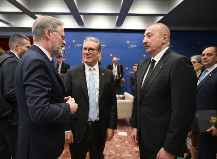   President Ilham Aliyev meets British Prime Minister Keir Starmer  