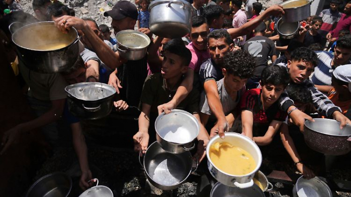  Netanjahu: Hungersnot auch "aus diplomatischen Gründen" verhindern  