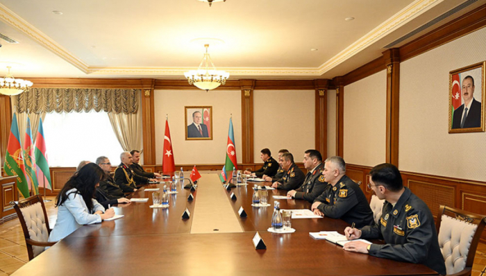    Türkiyənin ordu generalı Bakıda   