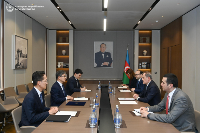  El Ministro de Asuntos Exteriores se reunió con el nuevo Embajador de la República de Corea en Azerbaiyán 