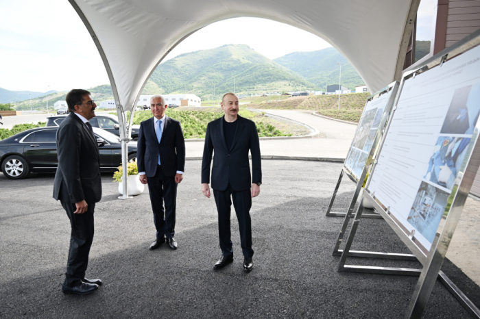   Ilham Aliyev eröffnet die Filiale der Schuhfabrik Pirschaghi in Latschin -   FOTOS    