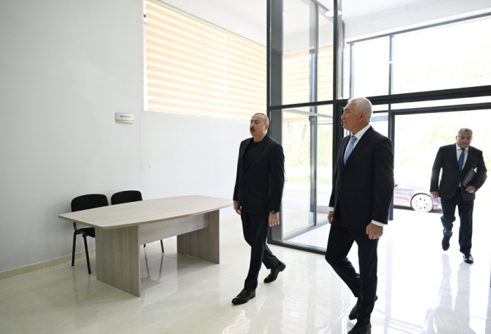 Déplacement du président Aliyev dans la région de Latchine :   inauguration du village de Beylik  