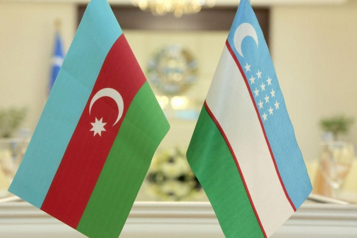   Usbekistan übermittelt Aserbaidschan Glückwünsche zum Unabhängigkeitstag  
