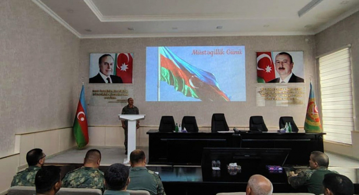 Azerbaijan Army solemnly celebrates Independence Day