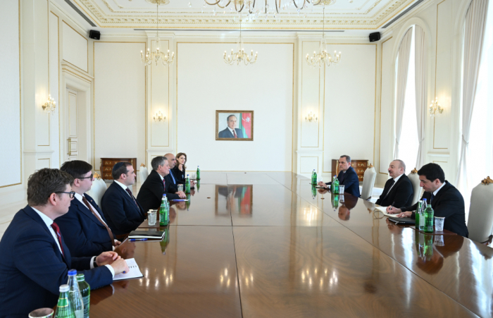  Ilham Aliyev a reçu le membre de la commission des relations étrangères du Sénat américain 