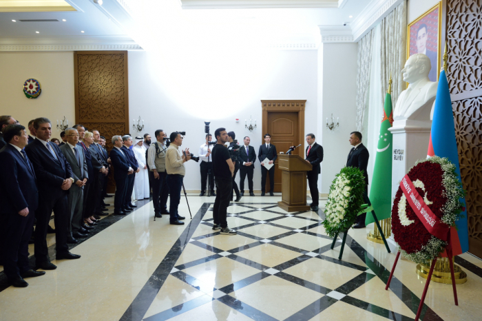 May 28 – Azerbaijan’s Independence Day celebrated in Turkmenistan
