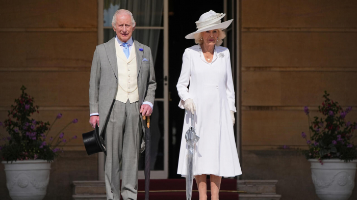 Le roi Charles III arrive au Canada en pleines tensions avec le voisin américain