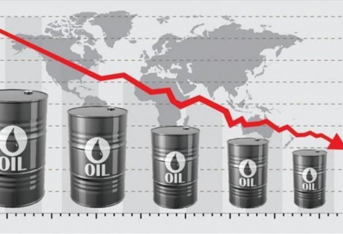 Azerbaijani oil price falls in global markets