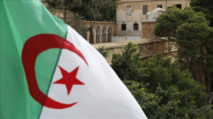 Algeria expels 2 French intelligence agents over fake diplomatic passports