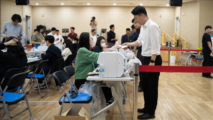 Early voting in South Korea