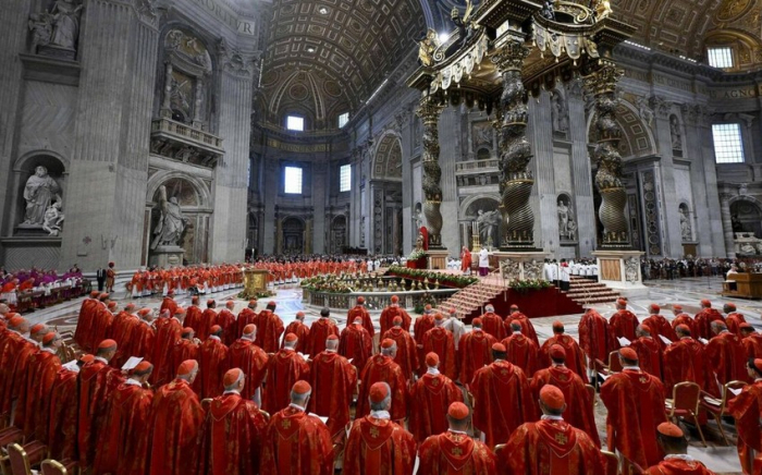 Roma Papası seçkiləri başlanıb Roma Papası seçkiləri başlanıb