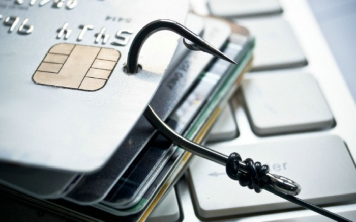 Ötən gün bank kartlarından 20 min manatdan çox pul oğurlanıb
Ötən gün bank kartlarından 20 min manatdan çox pul oğurlanıb