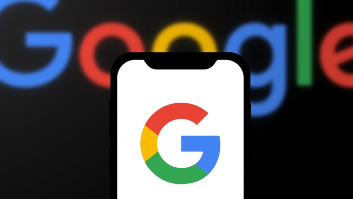 Google change de logo pour la première fois en dix ans et essuie les moqueries des internautes