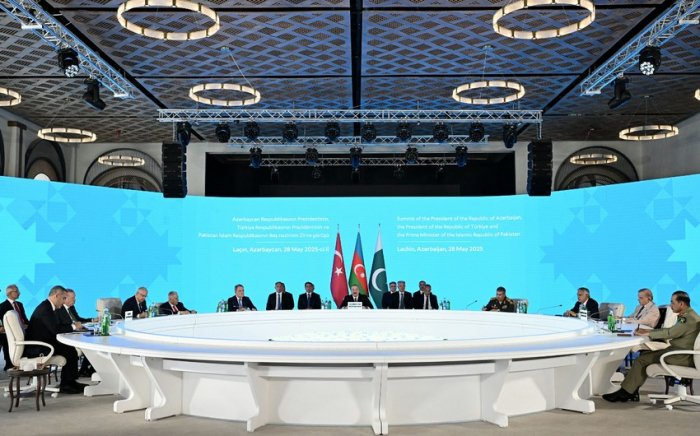 Gipfeltreffen der drei Länder demonstriert Engagement der Länder für regionale Stabilität 