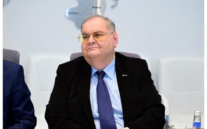 Cəmil Quliyevə daha bir vəzifə verildi
Cəmil Quliyevə daha bir vəzifə verildi