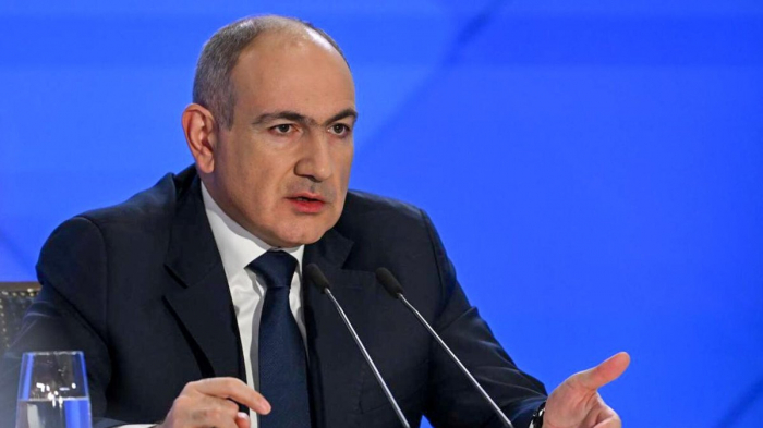   Paşinyan Konstitusiya ilə şəxsən məşğul olacaq   