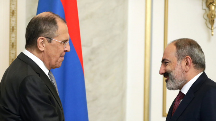 Lavrov İrəvana gedir Lavrov İrəvana gedir