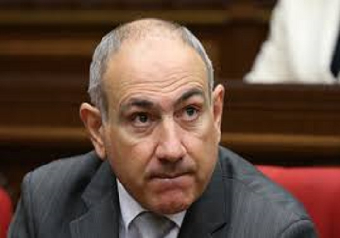    Paşinyan yenə tərəddüd içindədir   