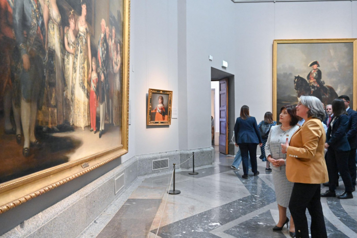 La délégation parlementaire azerbaïdjanaise visite le musée du Prado à Madrid