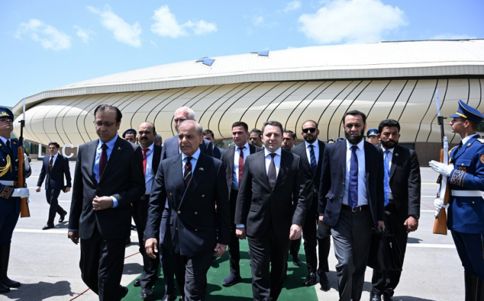Pakistanın Baş nazirinin Azərbaycana səfəri başa çatıb Pakistanın Baş nazirinin Azərbaycana səfəri başa çatıb