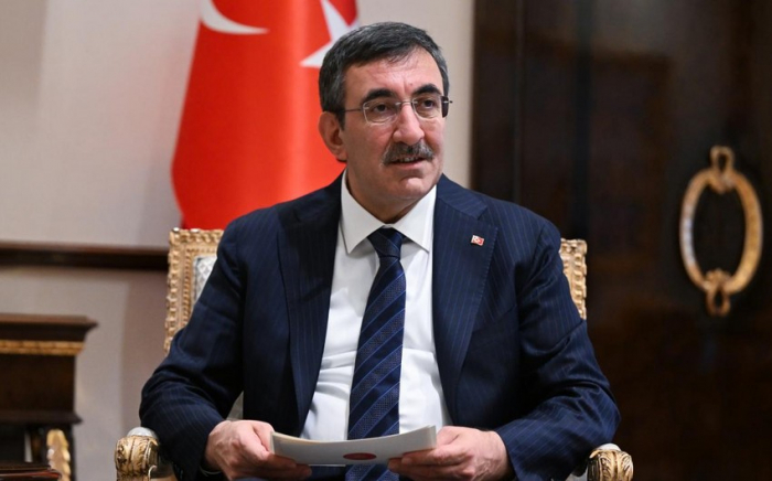 Cevdet Yılmaz ABŞ-nin Suriyaya sanksiyaları aradan qaldırmasını alqışlayıb
Cevdet Yılmaz ABŞ-nin Suriyaya sanksiyaları aradan qaldırmasını alqışlayıb