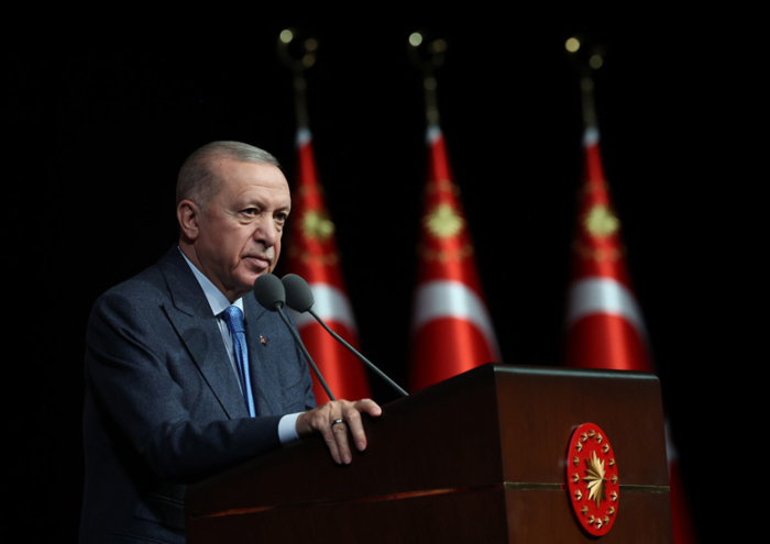 Ərdoğan: "Türkiyə terrorla mübarizəyə iki trilyon dollar xərcləyib" Ərdoğan: "Türkiyə terrorla mübarizəyə iki trilyon dollar xərcləyib"