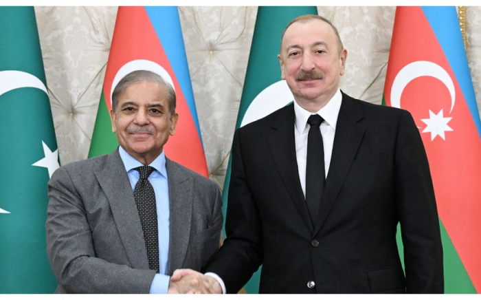 Pakistanın Baş naziri Azərbaycan Prezidentinə təşəkkür edib
Pakistanın Baş naziri Azərbaycan Prezidentinə təşəkkür edib