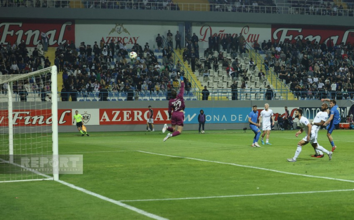   Premyer Liqa: "Qarabağ" "Kəpəz"i böyük hesabla məğlub edib" -    FOTOLAR     