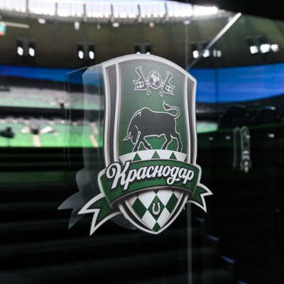 "Krasnodar" ilk dəfə futbol üzrə Rusiya çempionu olub
"Krasnodar" ilk dəfə futbol üzrə Rusiya çempionu olub