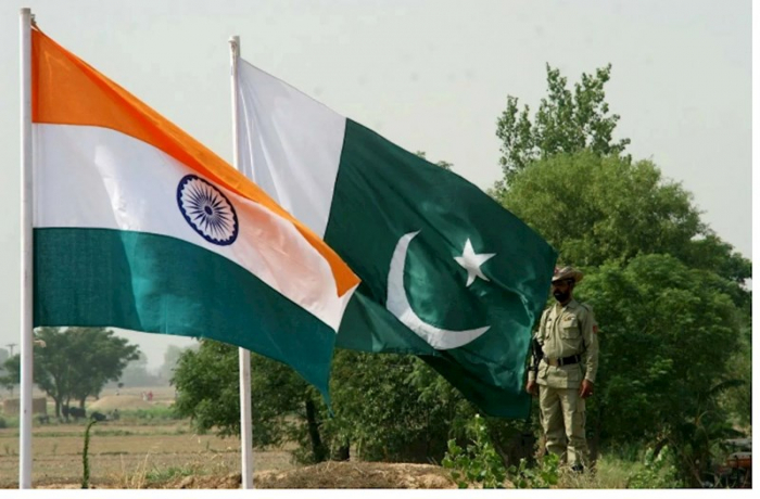 Hindistan və Pakistan atəşkəsi uzadıb
Hindistan və Pakistan atəşkəsi uzadıb