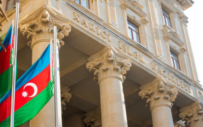  El MAE de Azerbaiyán felicita a Polonia por el Día de la Constitución 
