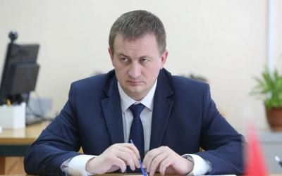  El primer ministro bielorruso llega a Azerbaiyán 
