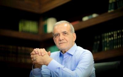   Pezeshkian  : Irán está decidido a elevar las relaciones con Azerbaiyán al nivel de asociación estratégica 