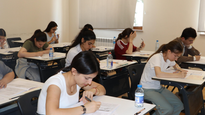    Xankəndidə ik qəbul imtahanı    | FOTOLAR      