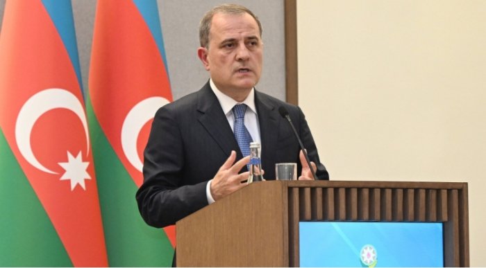 Ceyhun Bayramov Türkiyəyə yola düşüb  
