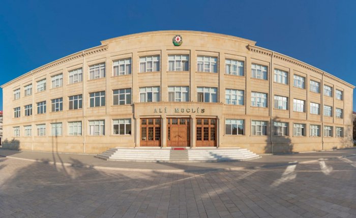    Moskva və Qars müqavilələrinin adı Naxçıvan Konstitusiyasından çıxarılır   