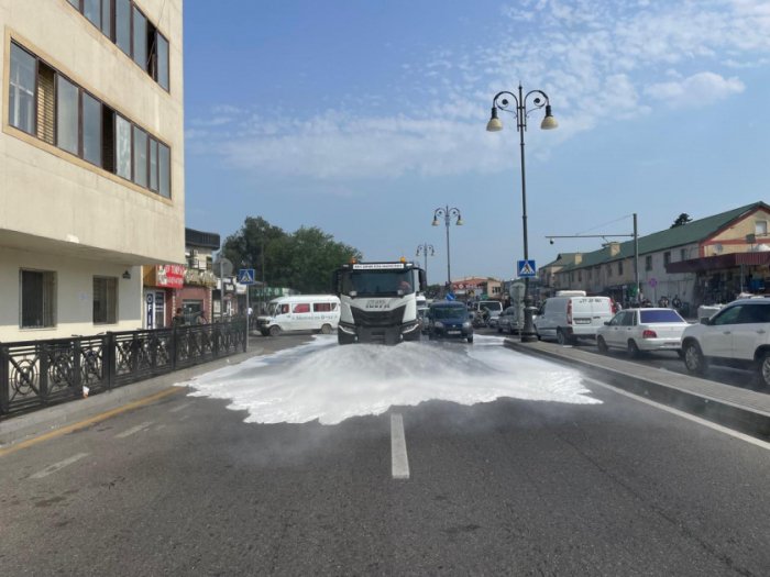 Bu gün Bakının 550 küçəsi yuyulub