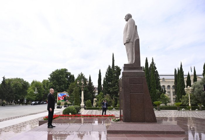    İlham Əliyev Yevlaxa səfər edib   